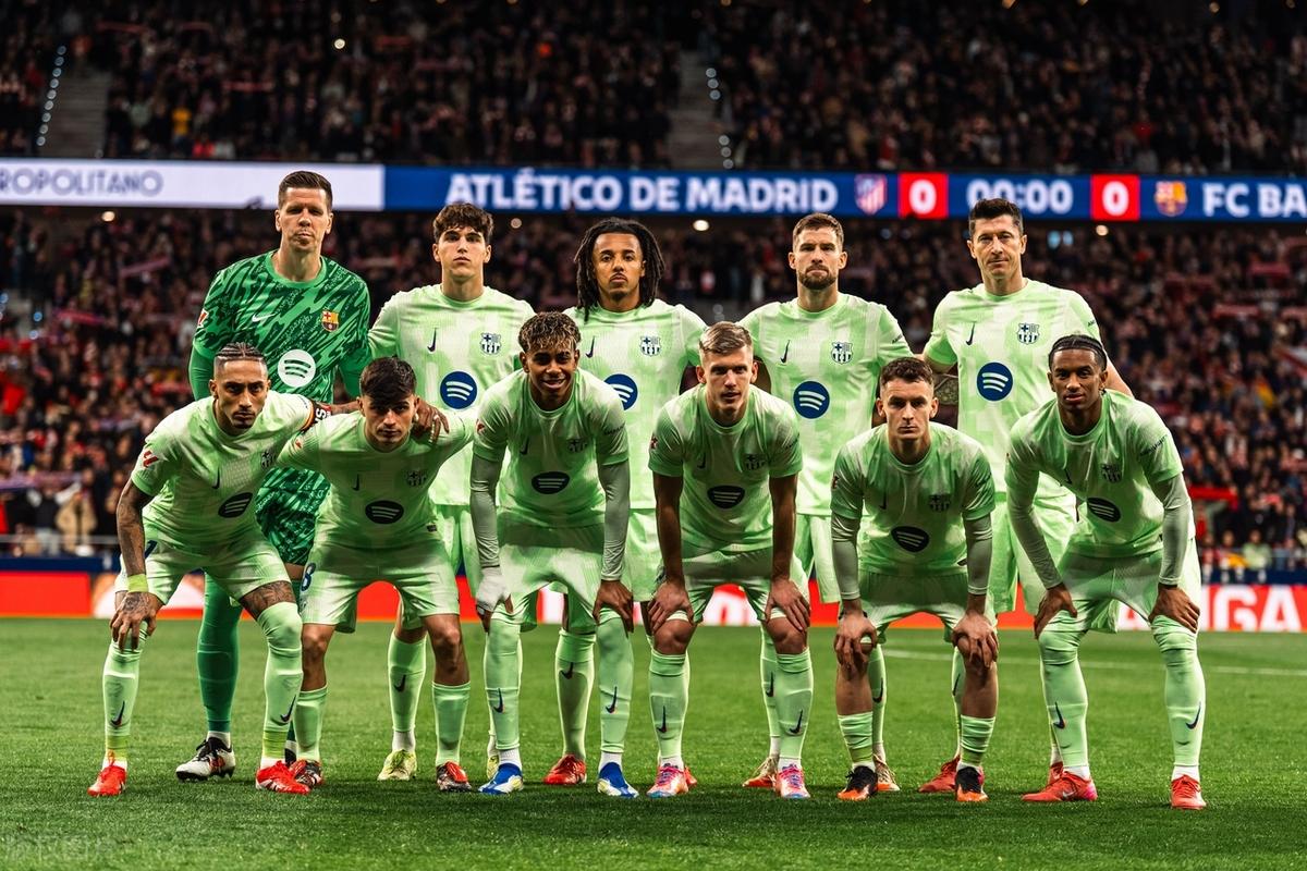 关于斯图加特迎西甲关键赛，集结日调整名单，管理层满意，球队文化再被提及的信息