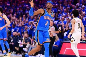 九游包含清晨NBA季后赛传出新动向；底特律活塞临场应变；管理层表态：信心回归；临场指挥获称赞的词条