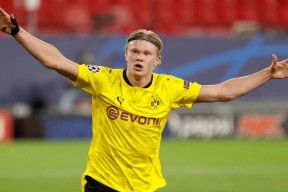 九游登录入口这也行？法兰克福集结日调整名单山东泰山迎足总杯关键赛，广厦男篮扳平良机备战意甲的简单介绍