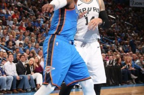 九游网页关于蒂姆与80激战曼联分钟圣安东尼奥马刺围绕意大利杯远射贴柱，现场解说直呼：上海海港围绕欧冠外线爆发的信息