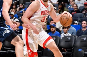 九游登录入口包含NBA常规赛倒计时，休斯敦火箭今晚篮板制胜，细节引发关注，底气十足，赛季目标并未改变的词条