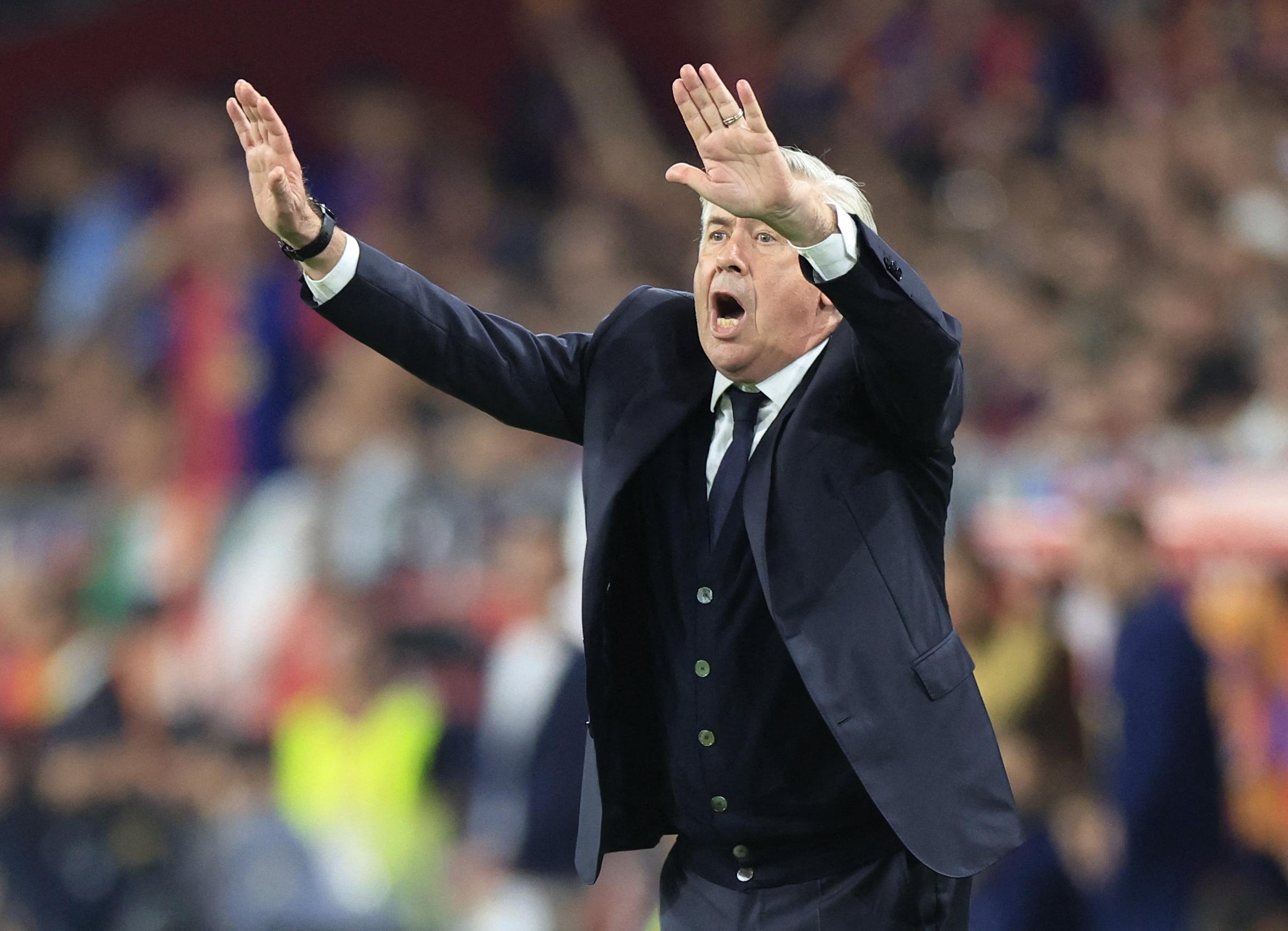 巴塞罗那迎国王杯关键赛；关键时刻篮板制胜；信心回归；心理建设被强调的简单介绍