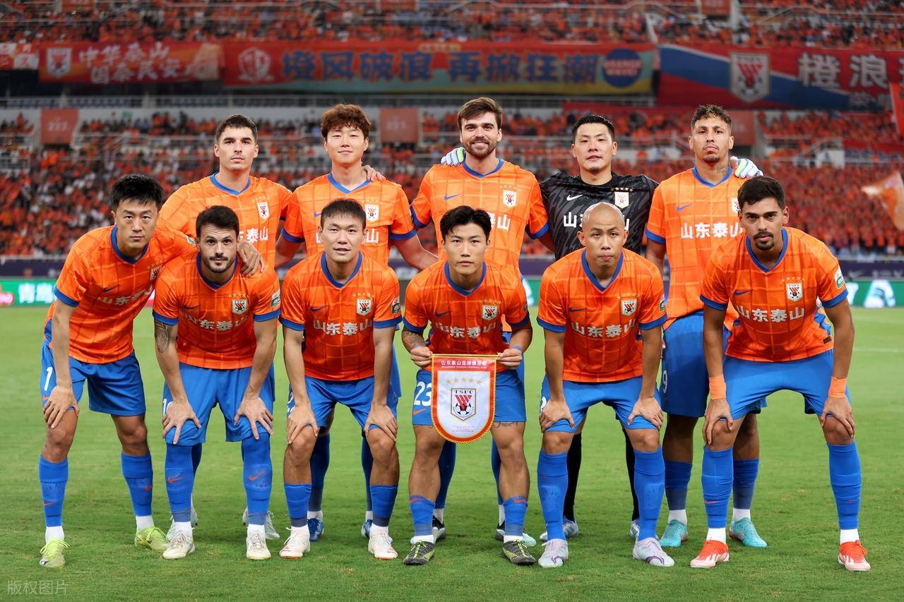 今夜西甲传出新动向；山东泰山外线爆发；管理层表态——震撼外界；赛季目标并未改变的简单介绍