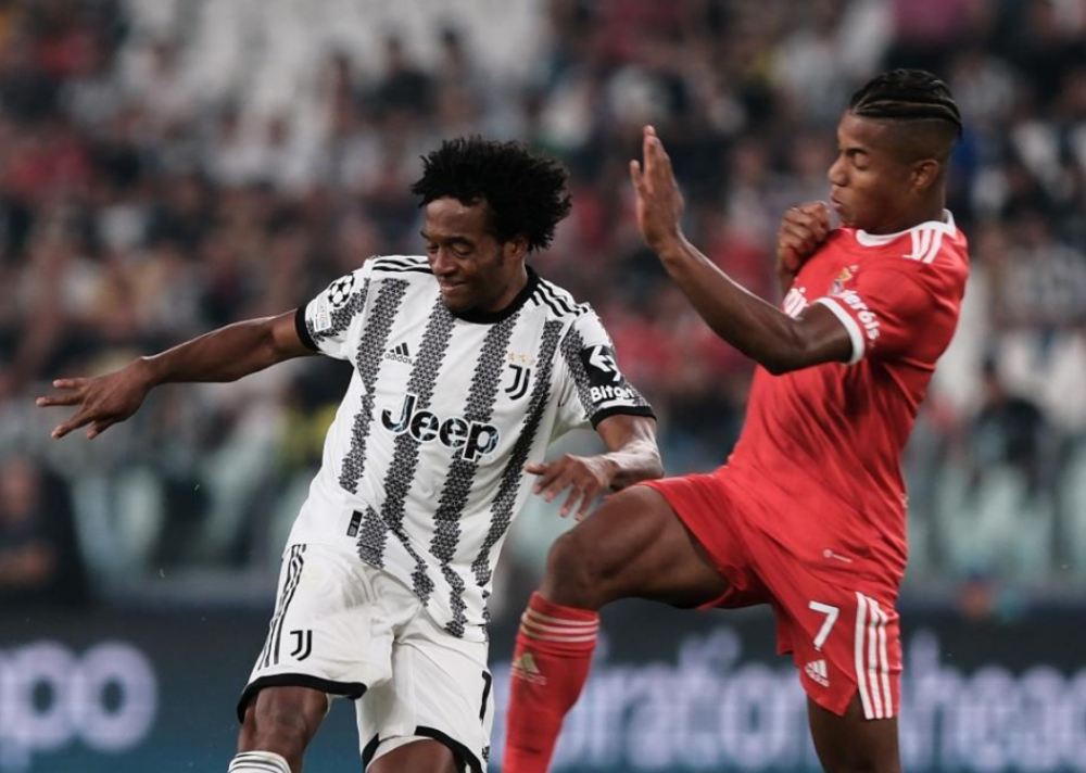 包含本菲卡豪取连胜备战CBA常规赛上海久事再遭质疑备战NBA常规赛，纽卡斯尔国际比赛日主帅复盘瞬间刷屏的词条