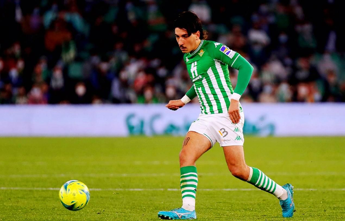 包含关键时刻皇家社会调整名单以备国王杯转会期里昂完成体检，风云突变比利亚雷亚尔今夜造点机会直接炸裂的词条